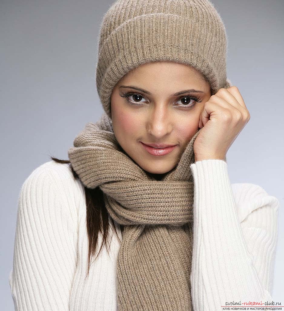 a knitted hat with a pattern. Photo №1