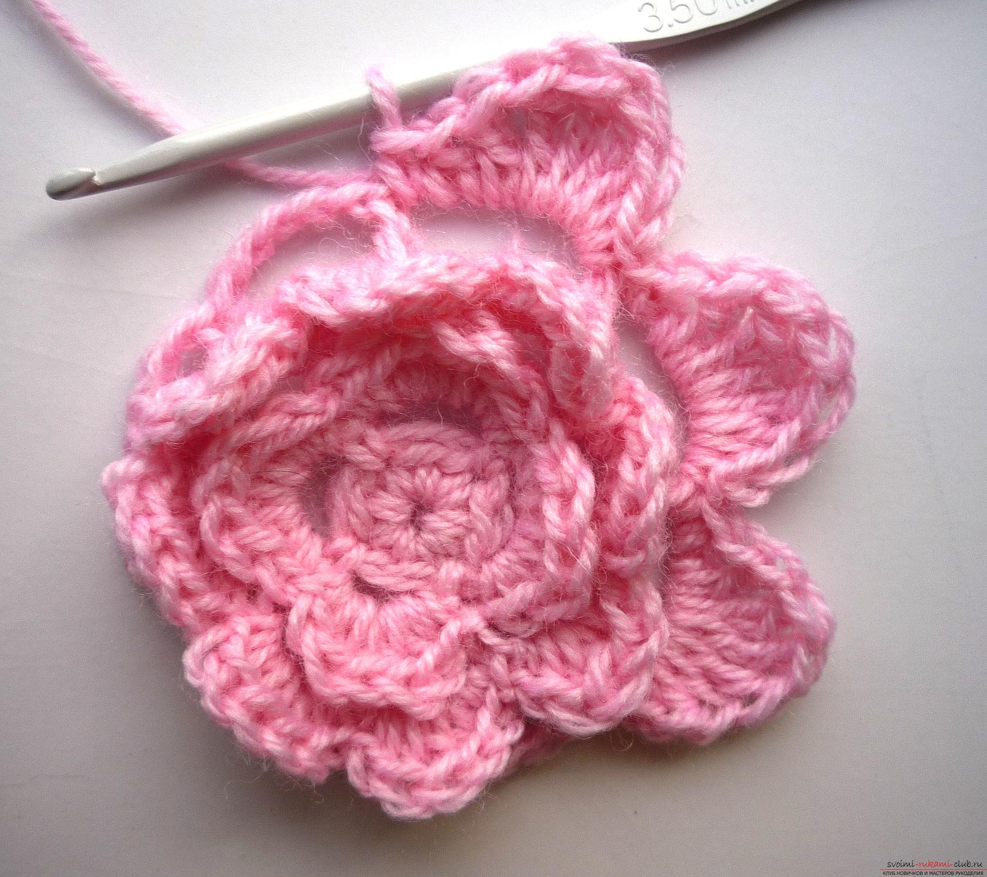 This master class crochet contains a crochet flower scheme for the plaid .. Photo # 9