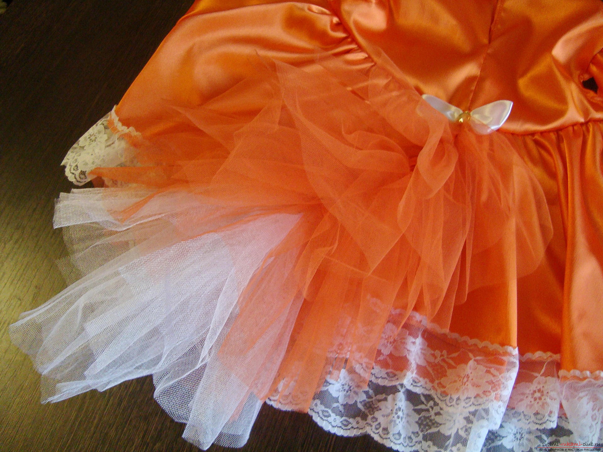 This master class will teach you how to make your own children's carnival fox costume for a girl. Photo №8