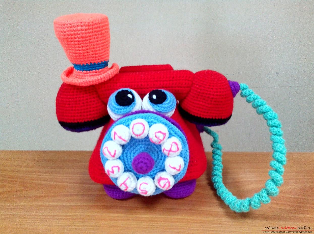 Knitted toy 