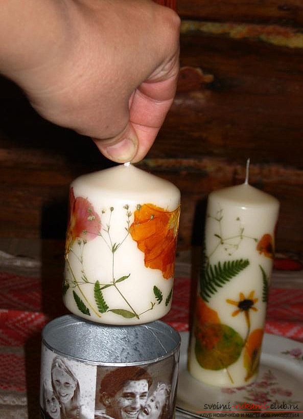 Decoupage van kaarsen met gedroogde bloemen. Foto №5