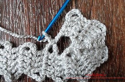 How to make a scarf-yoke using a hook and braid with your own hands ?. Photo №7