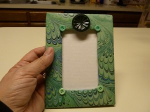 photo frame by hand made of cardboard (6)