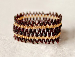 free-bead-pattern-tutorial-bracelet-1