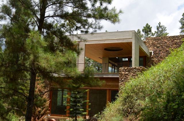 сучасний зелений будинок від чилійської архітектурної студії Vasho