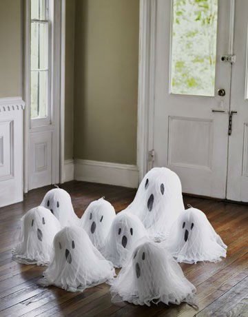 Halloweenowe duchy z gazy