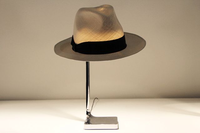 lamp - staat voor hoeden