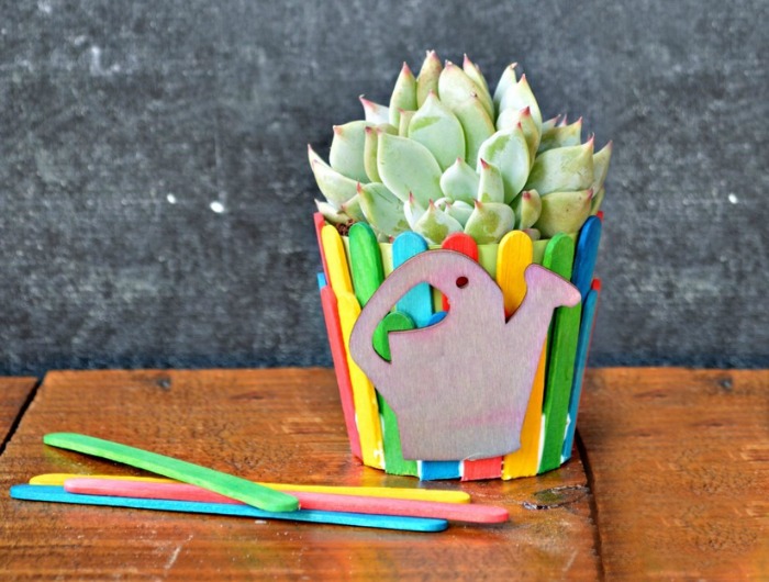 Ideas of crafts for September 1. A gift to the teacher with your own hands.