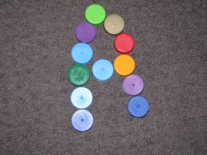 games with lids from plastic bottles (5)
