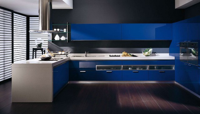 blauer Elektriker, Küche Tess von Scavolini