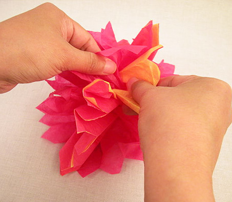 Как да направите една карамфил от хартия със собствените си ръце