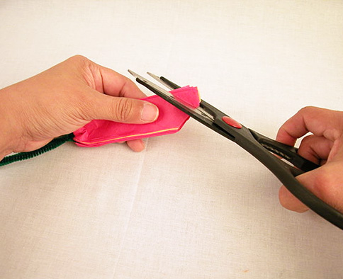 Как да направите една карамфил от хартия със собствените си ръце