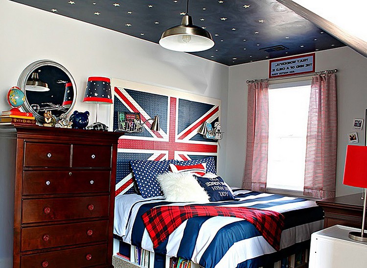 Łóżko brytyjskiej flagi w sypialni