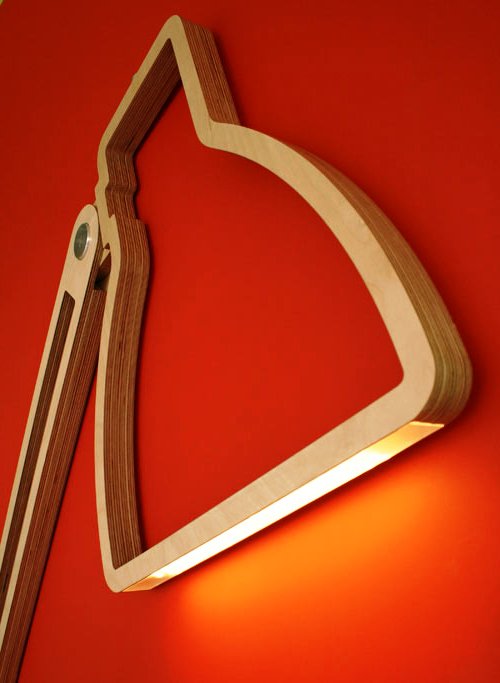 Плоска лампа Nepa от Джайлс Гудуин-Браун