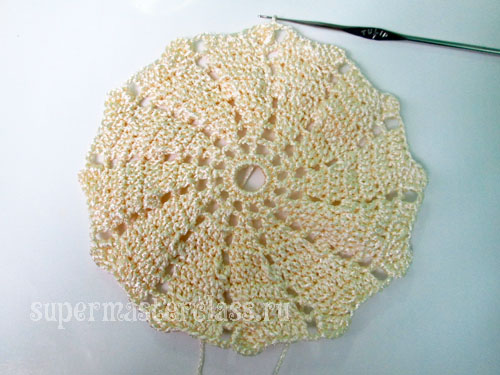 Little crocheted napkin for beginners