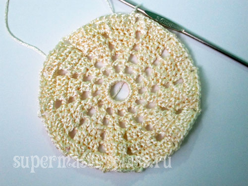 Beautiful little crochet napkins (schemes)