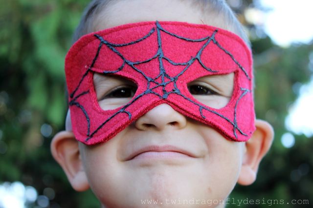 Cómo hacer una máscara spiderman