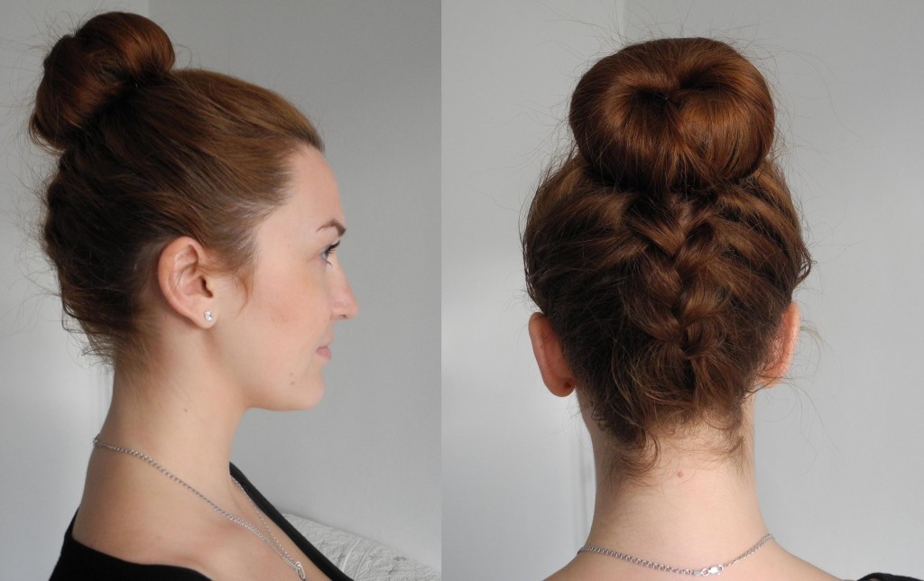 Simple everyday hairstyles. What should they be like? Original tails and bunches .. Photo №11