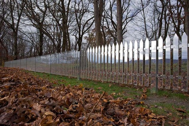 fence with a mirror surface of aluminum