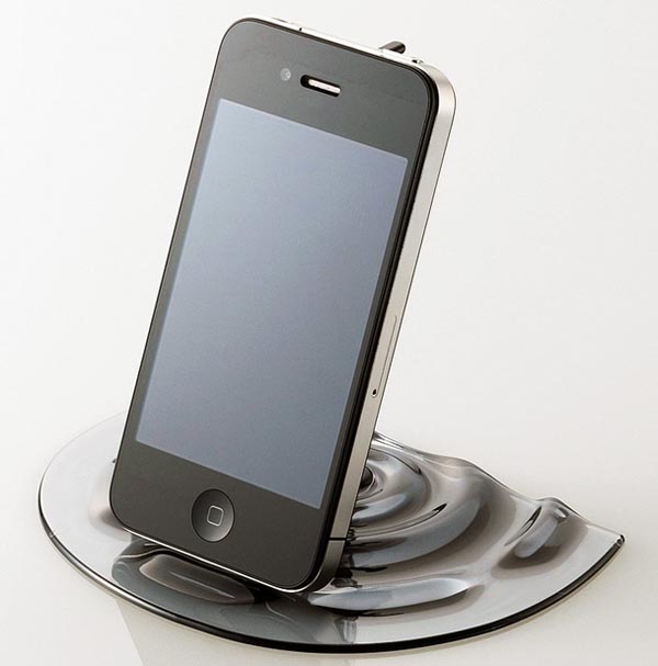 the original stand for the iPhone from Nendo
