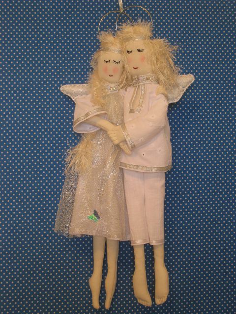 Puppetless dolls