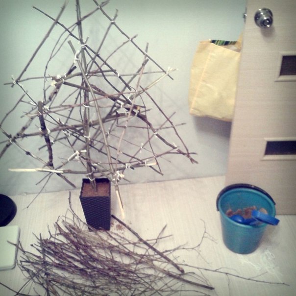 Christmas tree of branches by own hands