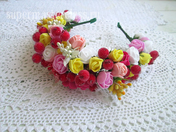 Headbands of flowers do it yourself: photo