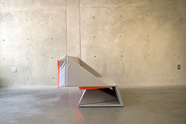 Couch transformer origami from Yumi Yoshida