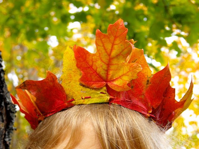 Headdress of Autumn