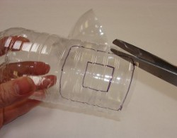 náhrdelník z plastové láhve (2)