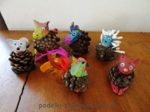 Pinecone-crafts-for-kids