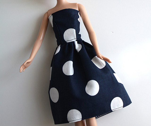 Как сшить платье для куклы барби