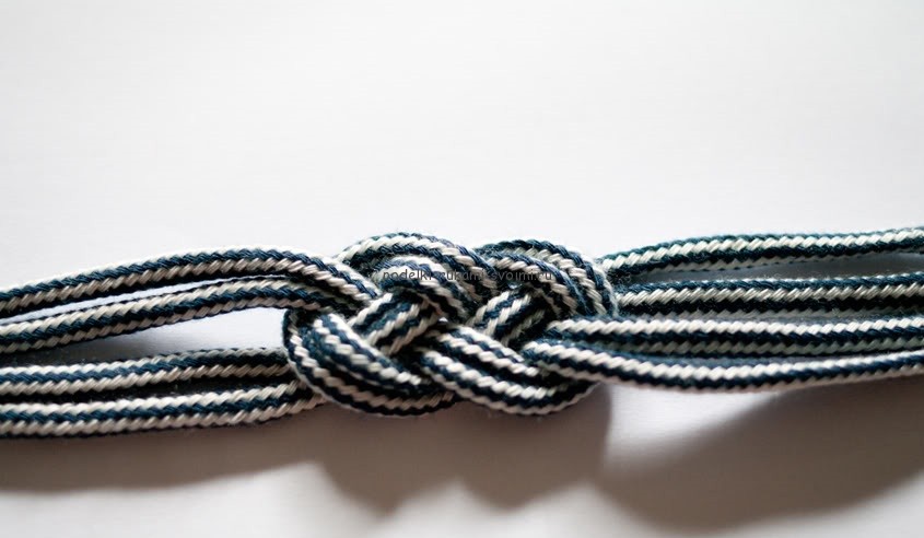 Weaving bracelets from laces