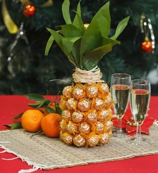 Ready Pineapple from Champagne Bottle