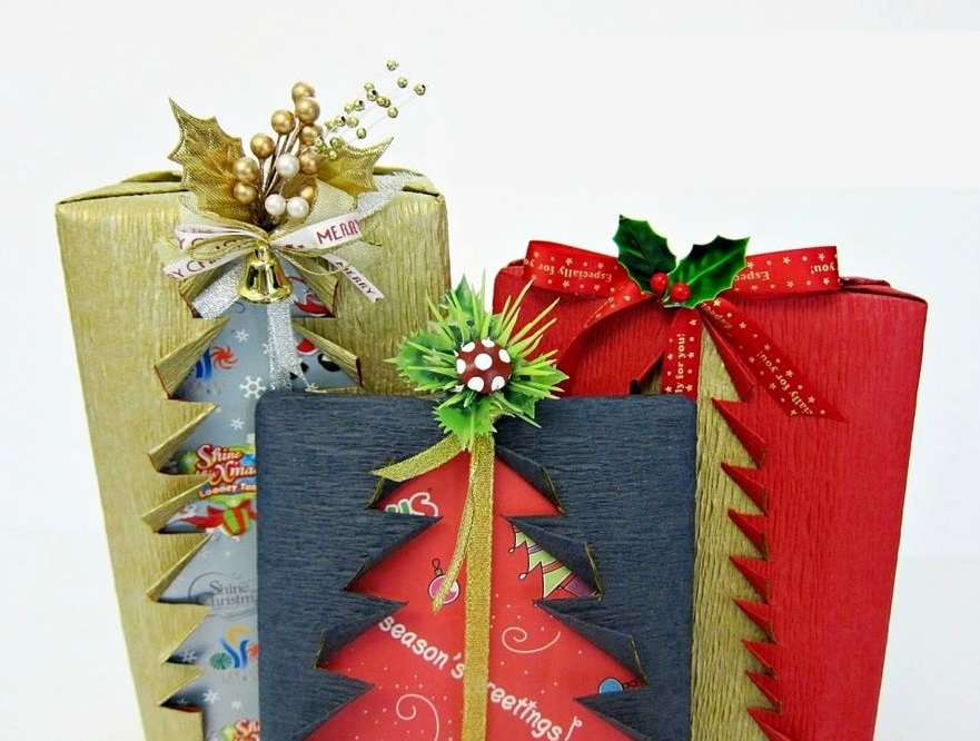gift wrapping with herringbone