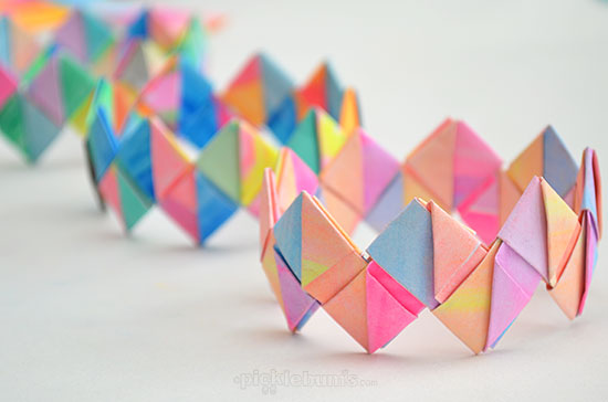 Paper handicrafts for girls. Bracelet with own hands (6)