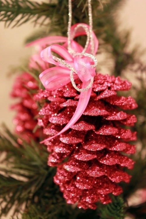 Řemesla z kužely - vánoční stromky