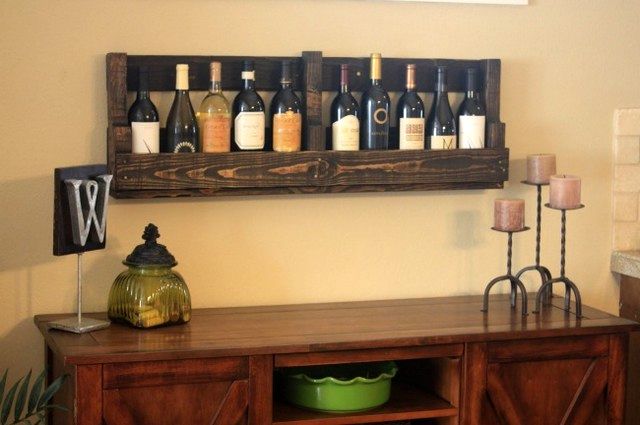 shelves for bottles from pallets 