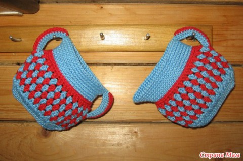 photo of knitted potholders