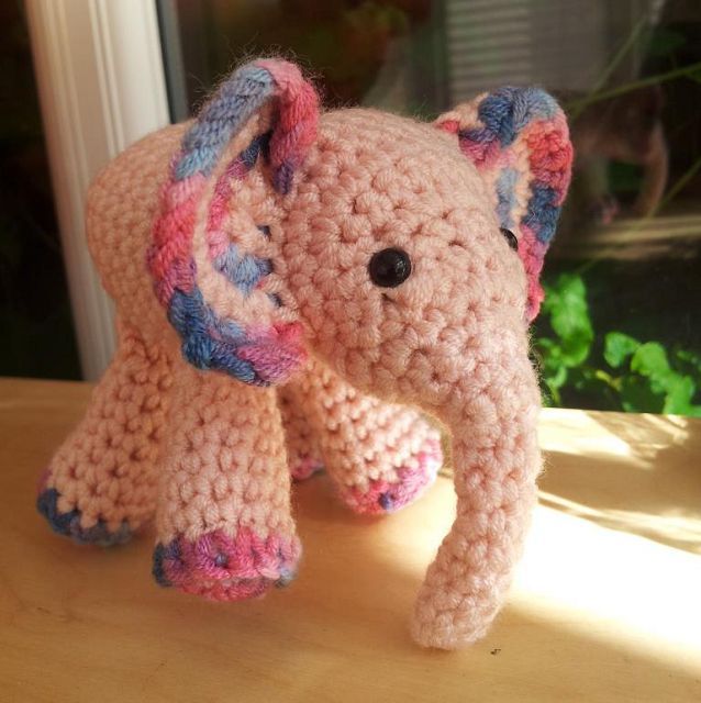 We knit an elephant 