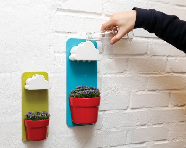 flower pots with watering