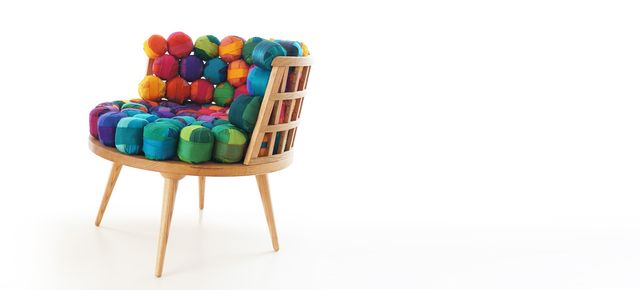 bekleding van stoelen met een spons