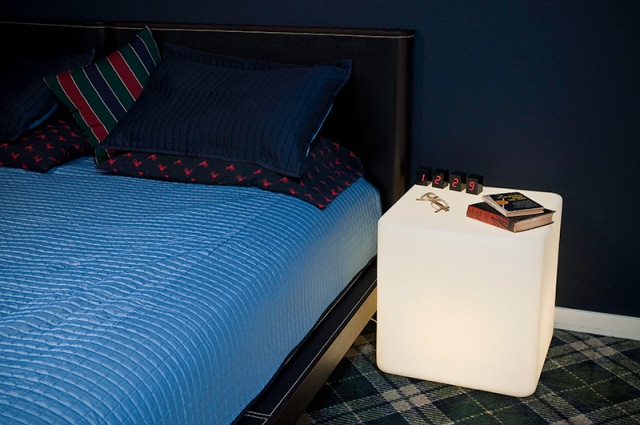 Bedside table - lamp