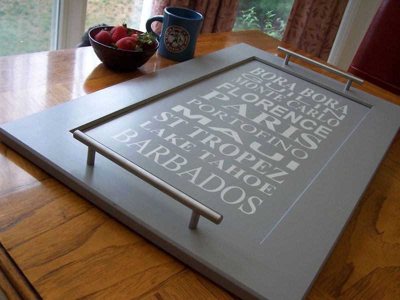 serving tray from the door with a stencil