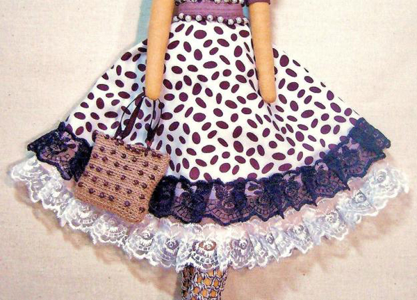 sew a skirt for a doll-2