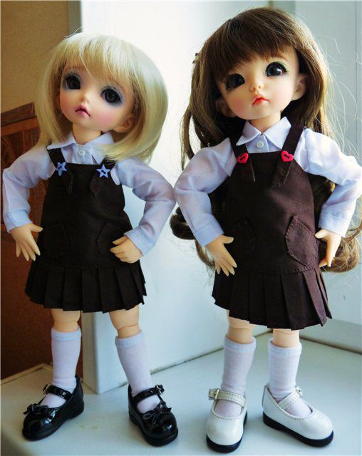 Doll-schoolgirl 