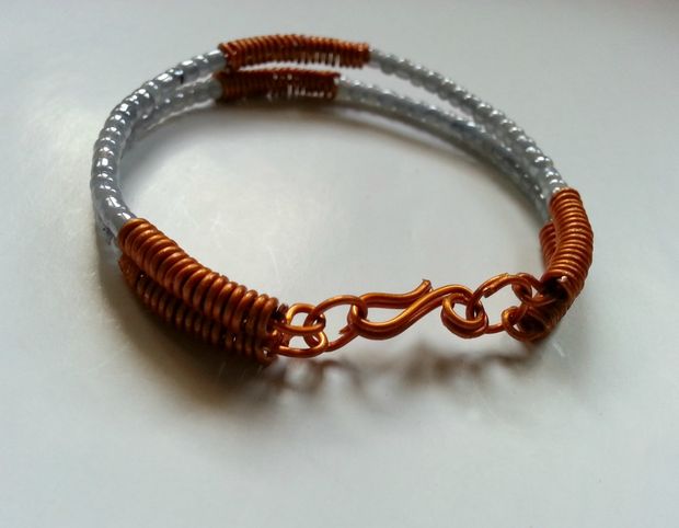 Cute bracelet made of copper wire