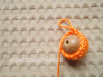 How to tie a crochet bead (for beginners)
