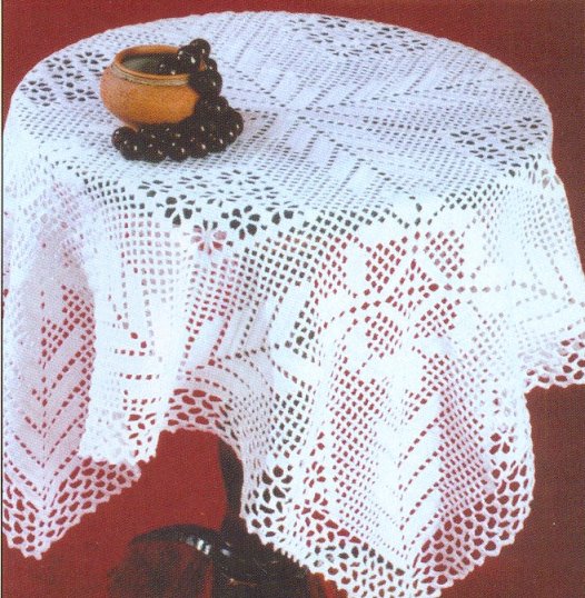 Copritavolo rotondo a filet  Crochet padrão toalha de mesa, Padrões de  crochê doily, Toalha de mesa de crochê