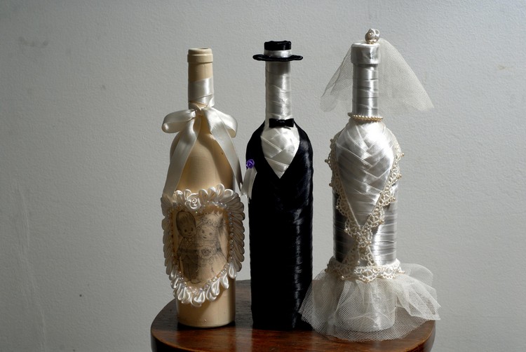 Сватбен декор за бутилка за вино